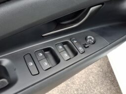 
 Hyundai Elantra full									