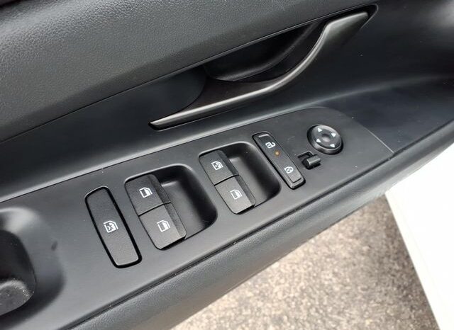 
 Hyundai Elantra full									