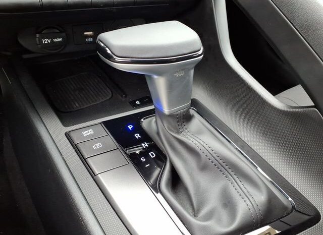 
 Hyundai Elantra full									