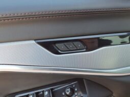 Jeep Wagoneer S full