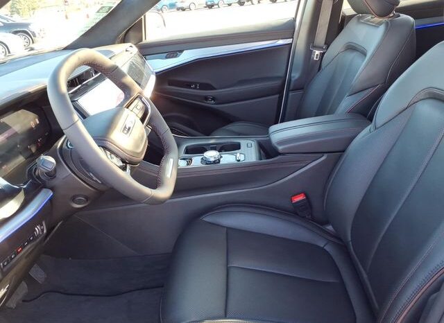 
 Jeep Wagoneer S full									