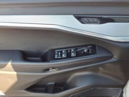 Jeep Wagoneer S full