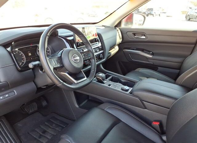 
 Nissan Pathfinder full									