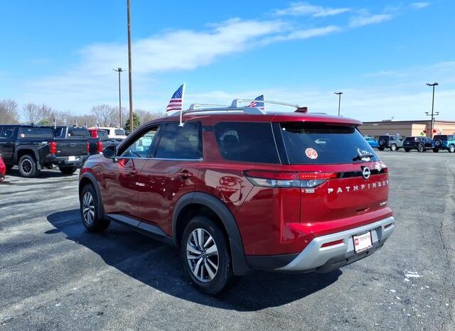 
 Nissan Pathfinder full									