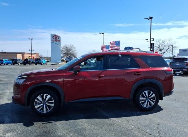 
 Nissan Pathfinder full									