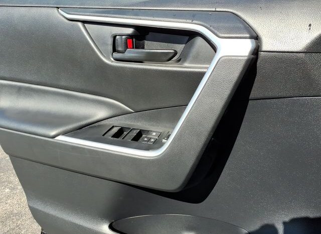 
 Toyota RAV4 Hybrid full									