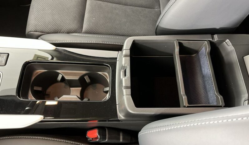 
 Mitsubishi Eclipse Cross full									