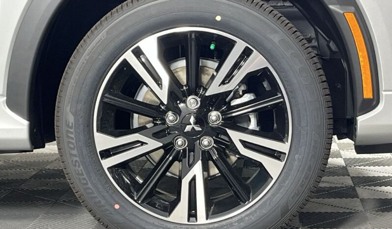 
 Mitsubishi Eclipse Cross full									