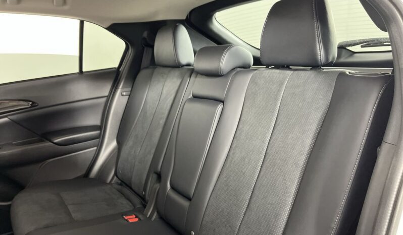 
 Mitsubishi Eclipse Cross full									