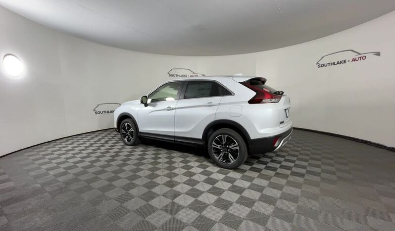 
 Mitsubishi Eclipse Cross full									