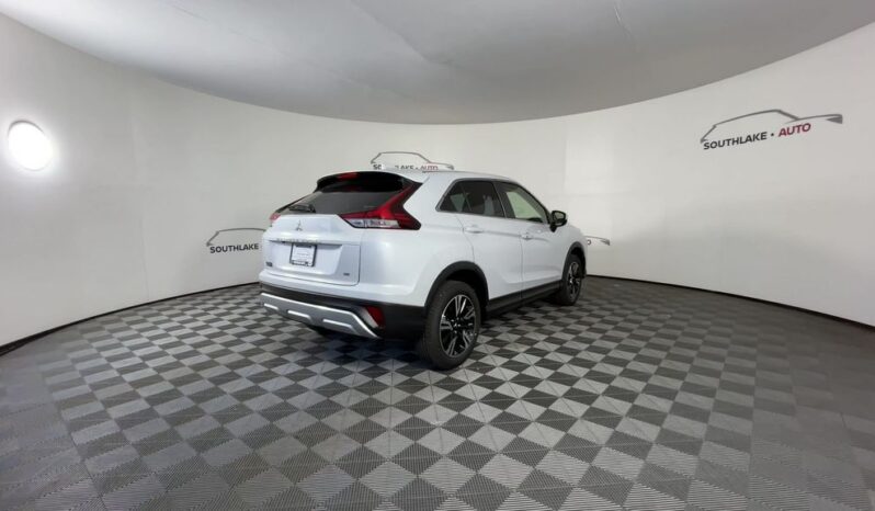 
 Mitsubishi Eclipse Cross full									