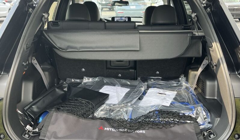 
 Mitsubishi Outlander PHEV full									
