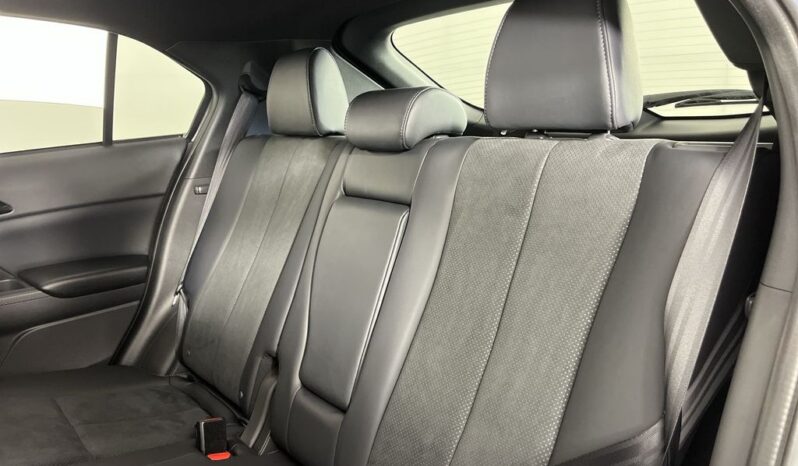 
 Mitsubishi Eclipse Cross full									