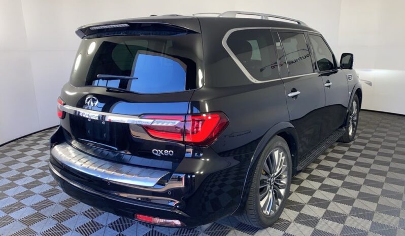 
 INFINITI QX80 full									