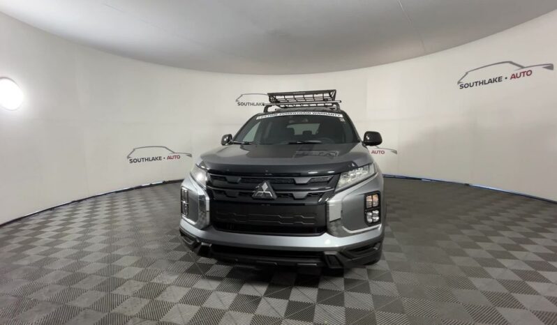 
 Mitsubishi Outlander Sport full									