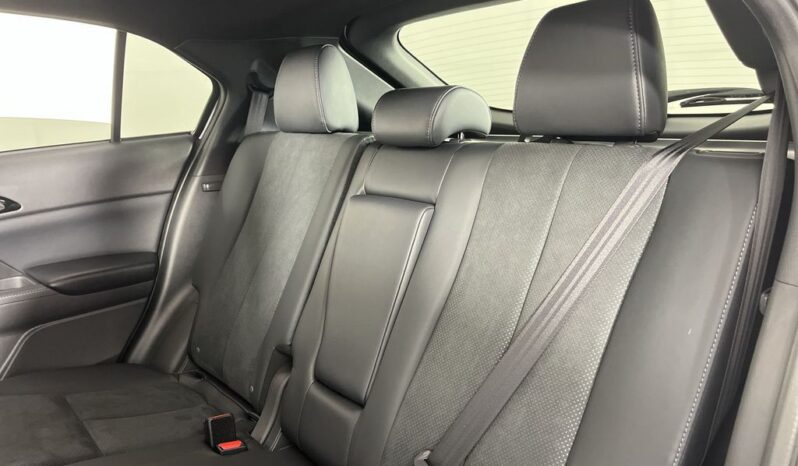 
 Mitsubishi Eclipse Cross full									