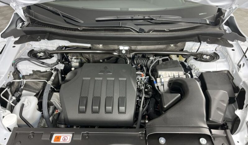 
 Mitsubishi Eclipse Cross full									