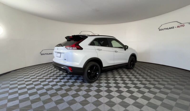 
 Mitsubishi Eclipse Cross full									