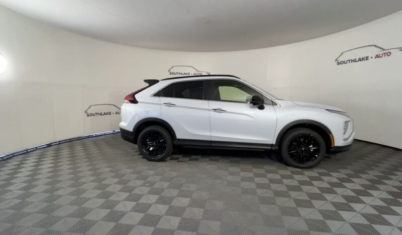 
 Mitsubishi Eclipse Cross full									