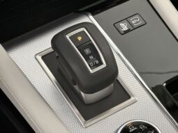 
 Mitsubishi Outlander PHEV full									