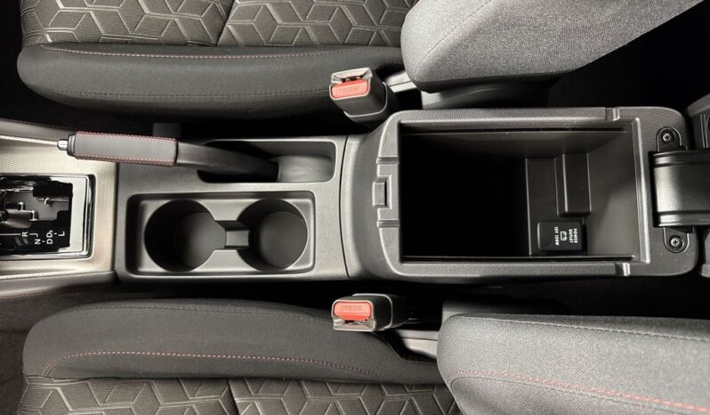 
 Mitsubishi Outlander Sport full									