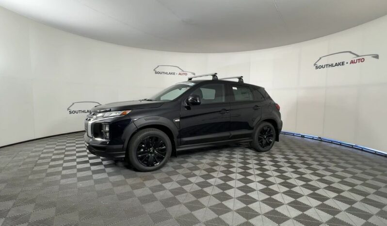 
 Mitsubishi Outlander Sport full									
