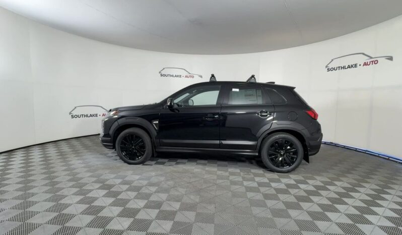 
 Mitsubishi Outlander Sport full									