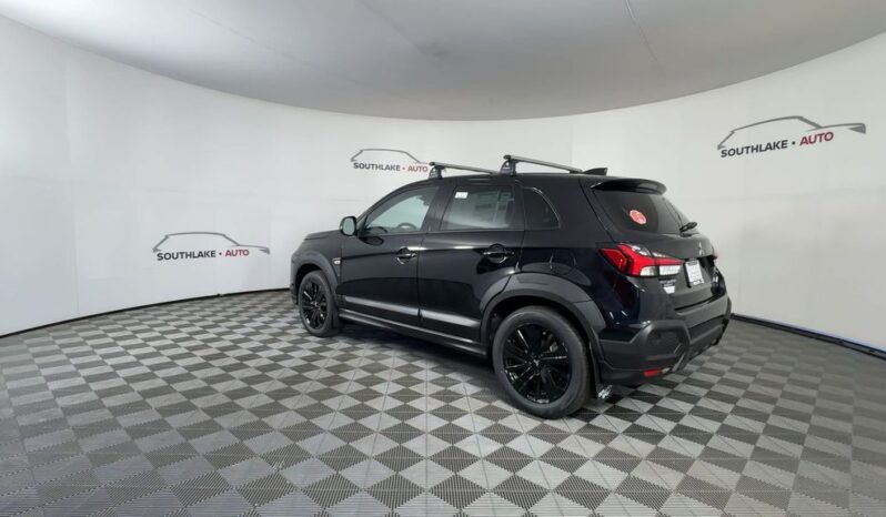 
 Mitsubishi Outlander Sport full									