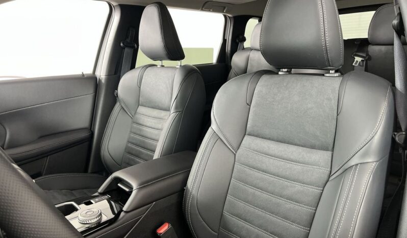 
 Mitsubishi Outlander full									