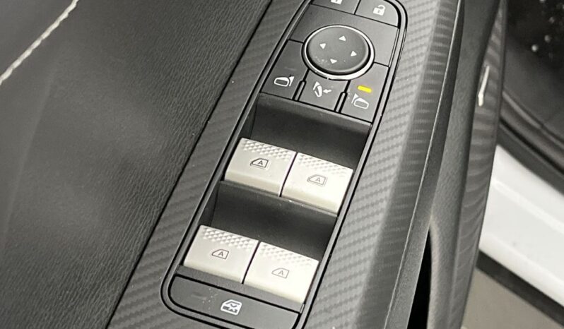 
 Mitsubishi Outlander full									