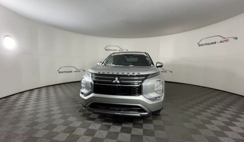 
 Mitsubishi Outlander full									