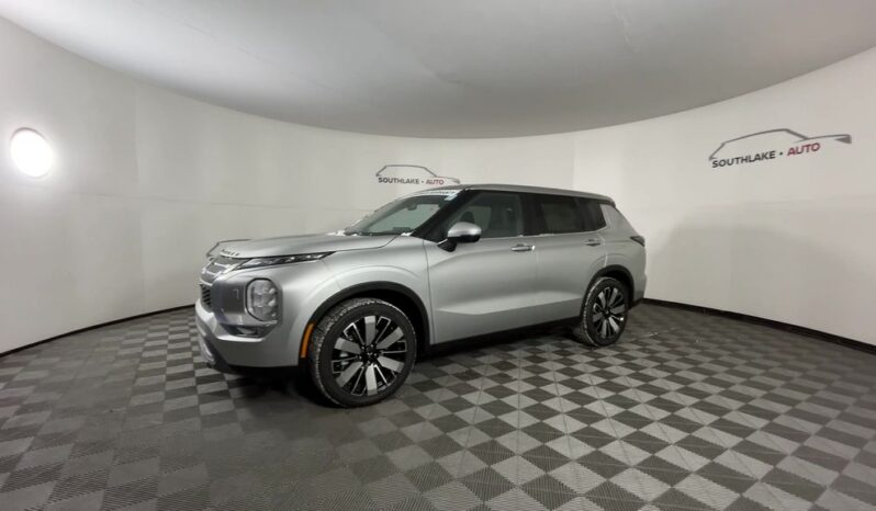 
 Mitsubishi Outlander full									