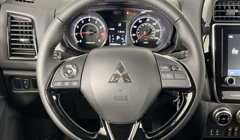 
 Mitsubishi Outlander Sport full									