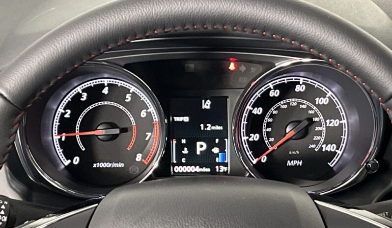 
 Mitsubishi Outlander Sport full									