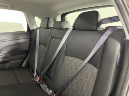 
 Mitsubishi Outlander Sport full									