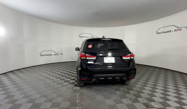 
 Mitsubishi Outlander Sport full									