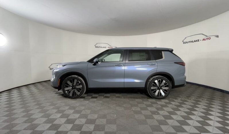 
 Mitsubishi Outlander full									