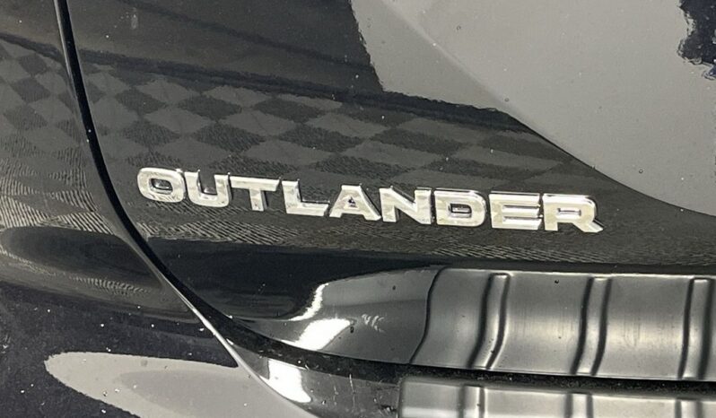 
 Mitsubishi Outlander full									