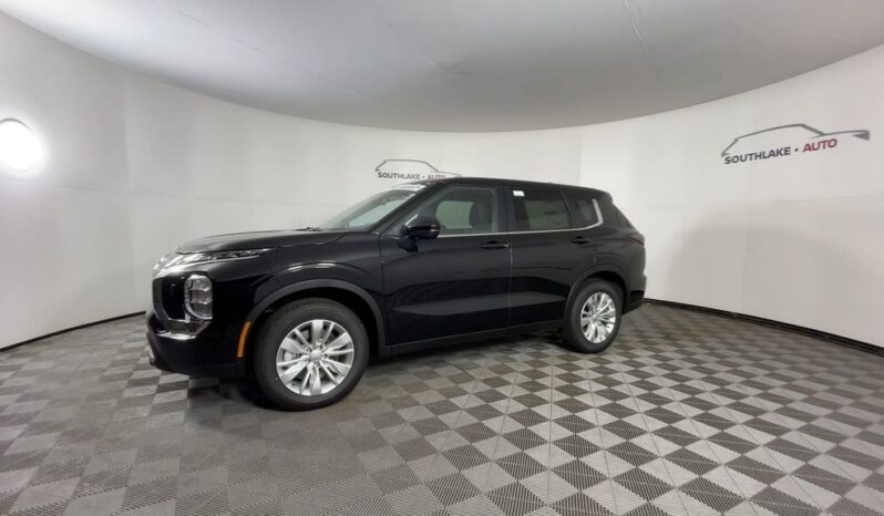 
 Mitsubishi Outlander full									