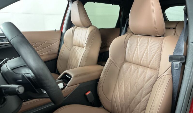 
 Mitsubishi Outlander full									