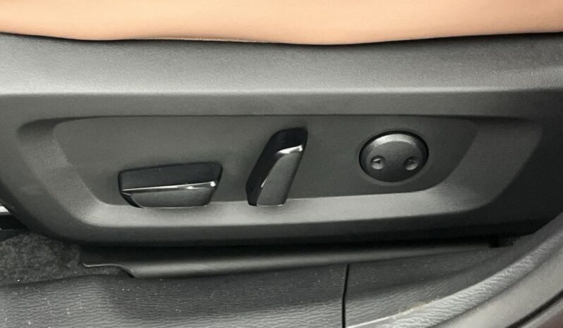 
 Mitsubishi Outlander full									