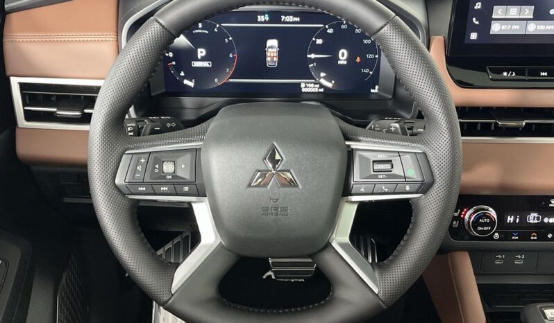 
 Mitsubishi Outlander full									
