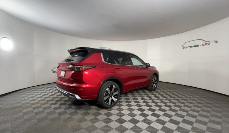 
 Mitsubishi Outlander full									