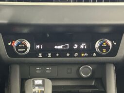 
 Mitsubishi Outlander full									