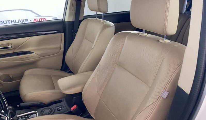 
 Mitsubishi Outlander full									