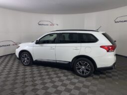 
 Mitsubishi Outlander full									