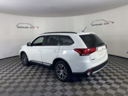
 Mitsubishi Outlander full									