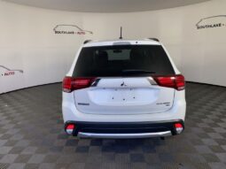 
 Mitsubishi Outlander full									