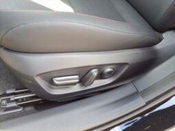 Toyota Prius Plug-In Hybrid full