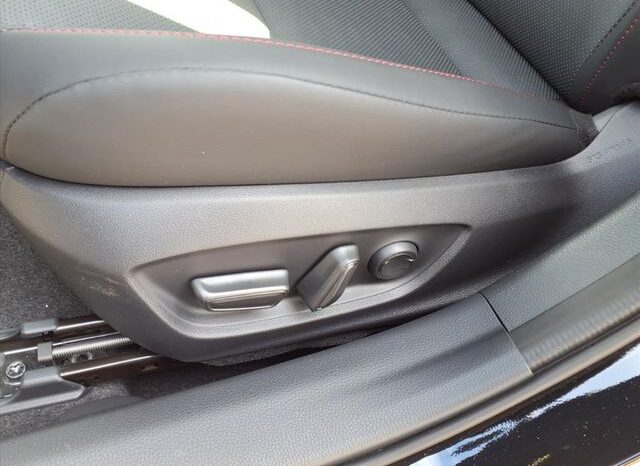 
 Toyota Prius Plug-In Hybrid full									